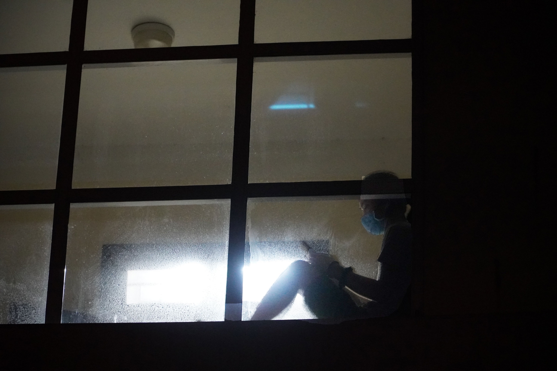 Nhật ký một đêm cùng bác sỹ ở khu cách ly tập trung nhat ky mot dem cung bac sy o khu cach ly tap trung