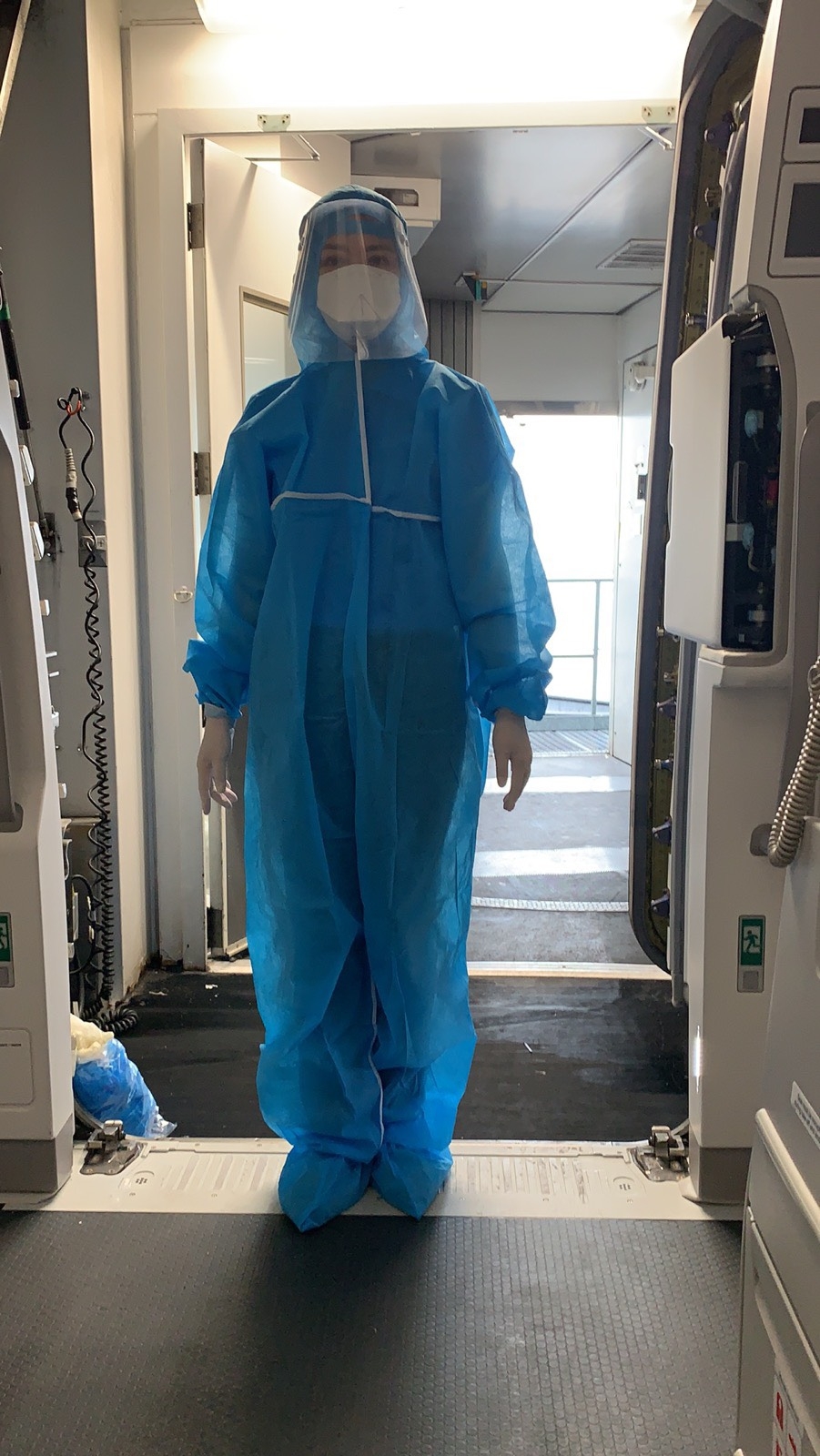 “Chiến binh Sen Vàng” sẵn sàng cất cánh cùng Vietnam Airlines và Tổ quốc chien binh sen vang san sang cat canh cung vietnam airlines va to quoc