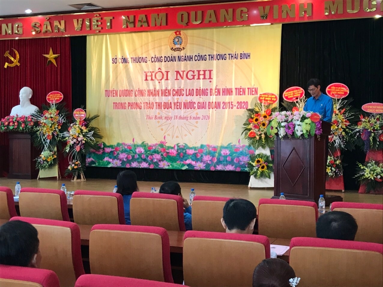 Thi đua tạo nên nhiều tập thể, cá nhân xuất sắc thi dua tao nen nhieu tap the ca nhan xuat sac