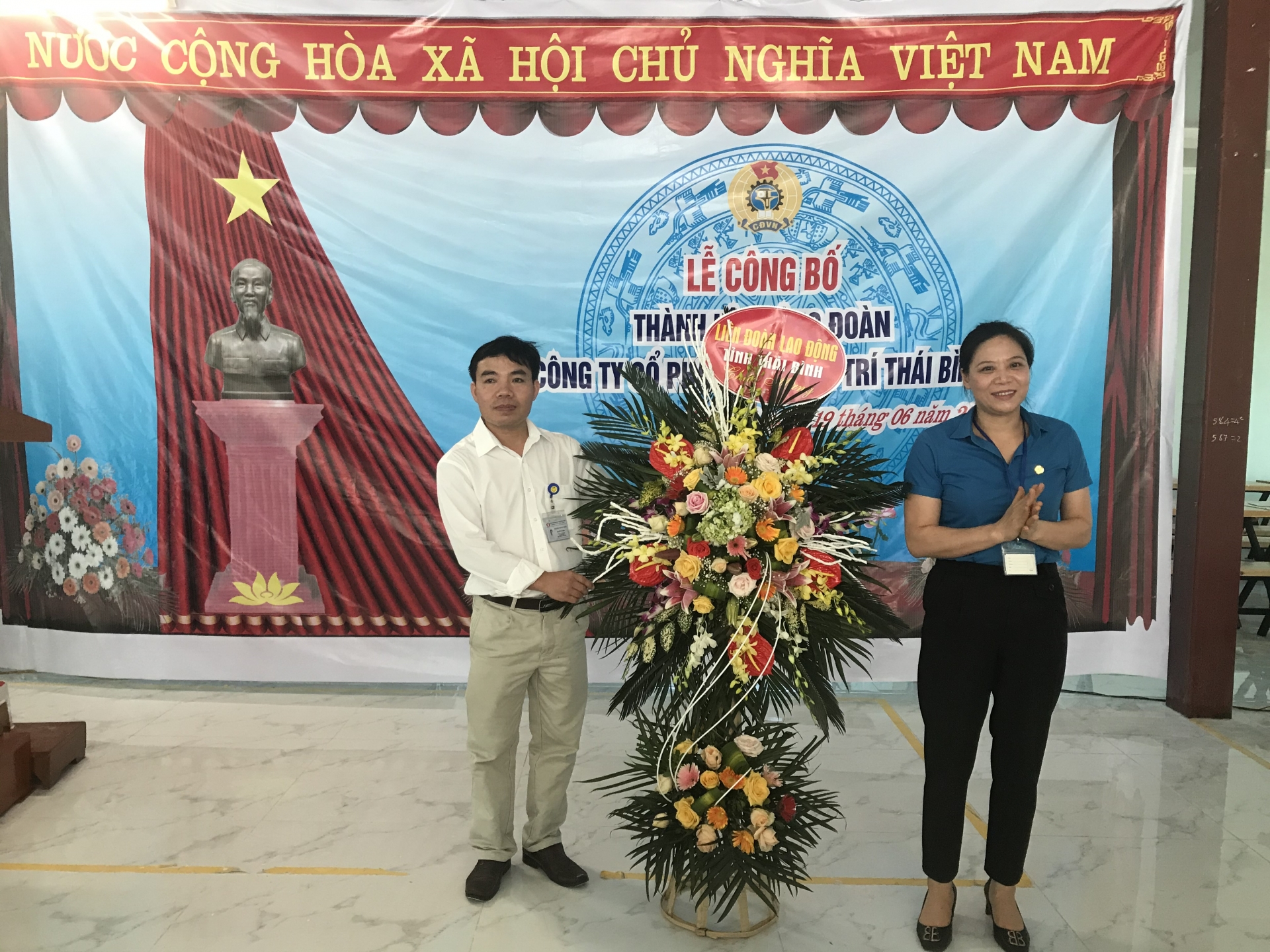 Công ty CP May Việt Trí: Thành lập công đoàn cơ sở đúng với nguyện vọng người lao động cong ty cp may viet tri thanh lap cong doan co so dung voi nguyen vong nguoi lao dong