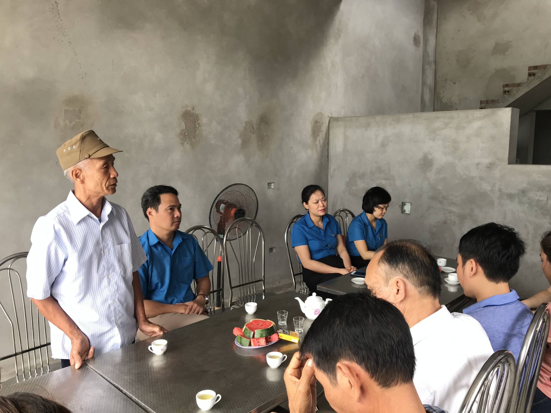 niem vui lai den voi doan vien co hoan canh kho khan ve nha o