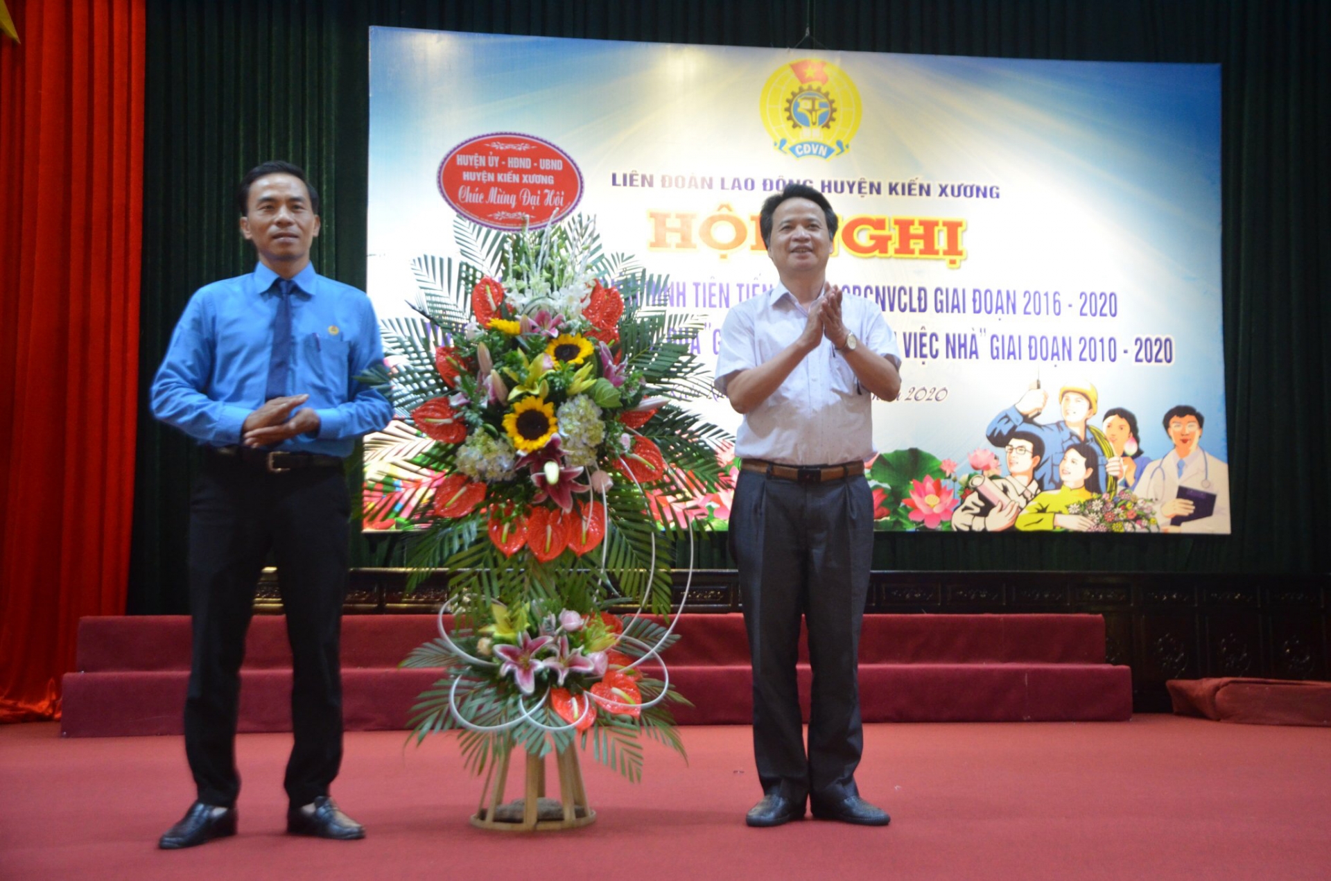 LĐLĐ huyện Kiến Xương tuyên dương các điển hình tiên tiến giai đoạn 2016-2020 ldld huyen kien xuong tuyen duong cac dien hinh tien tien giai doan 2016 2020