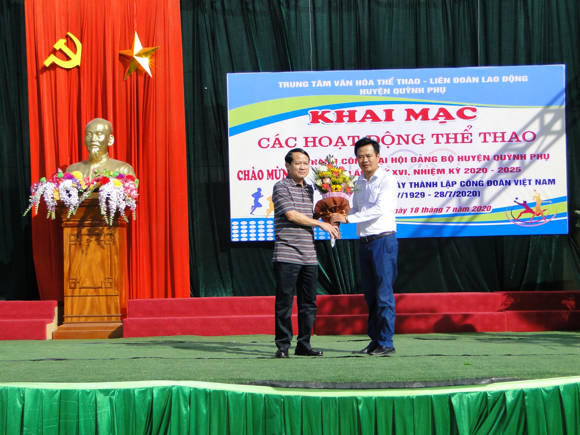 LĐLĐ huyện Quỳnh Phụ tổ chức hoạt động thể thao mừng thành công Đại hội Đảng bộ huyện ldld huyen quynh phu to chuc hoat dong the thao mung thanh cong dai hoi dang bo huyen