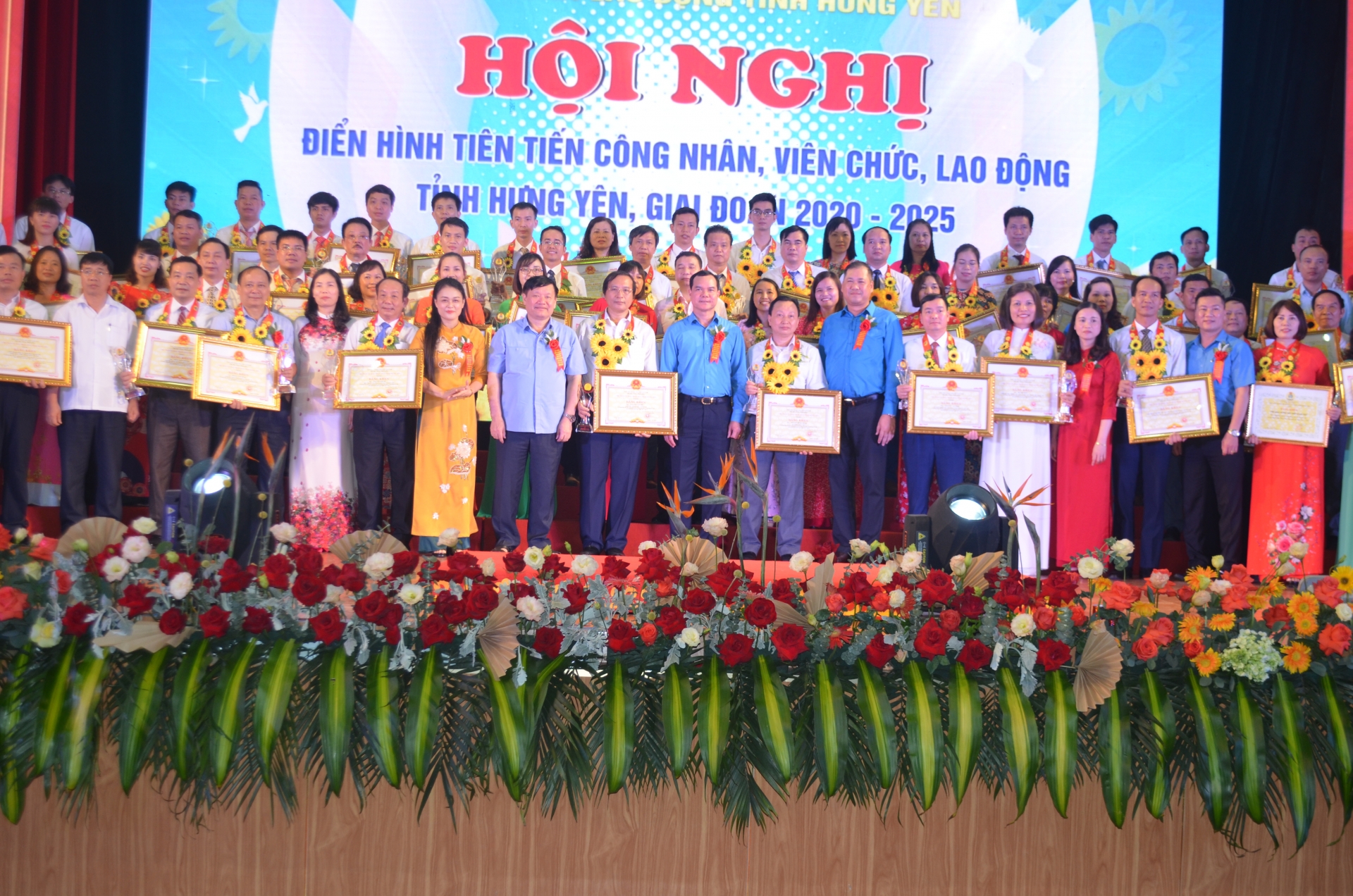 21030 luot de tai sang kien kinh nghiem lam loi tren 118 ti dong