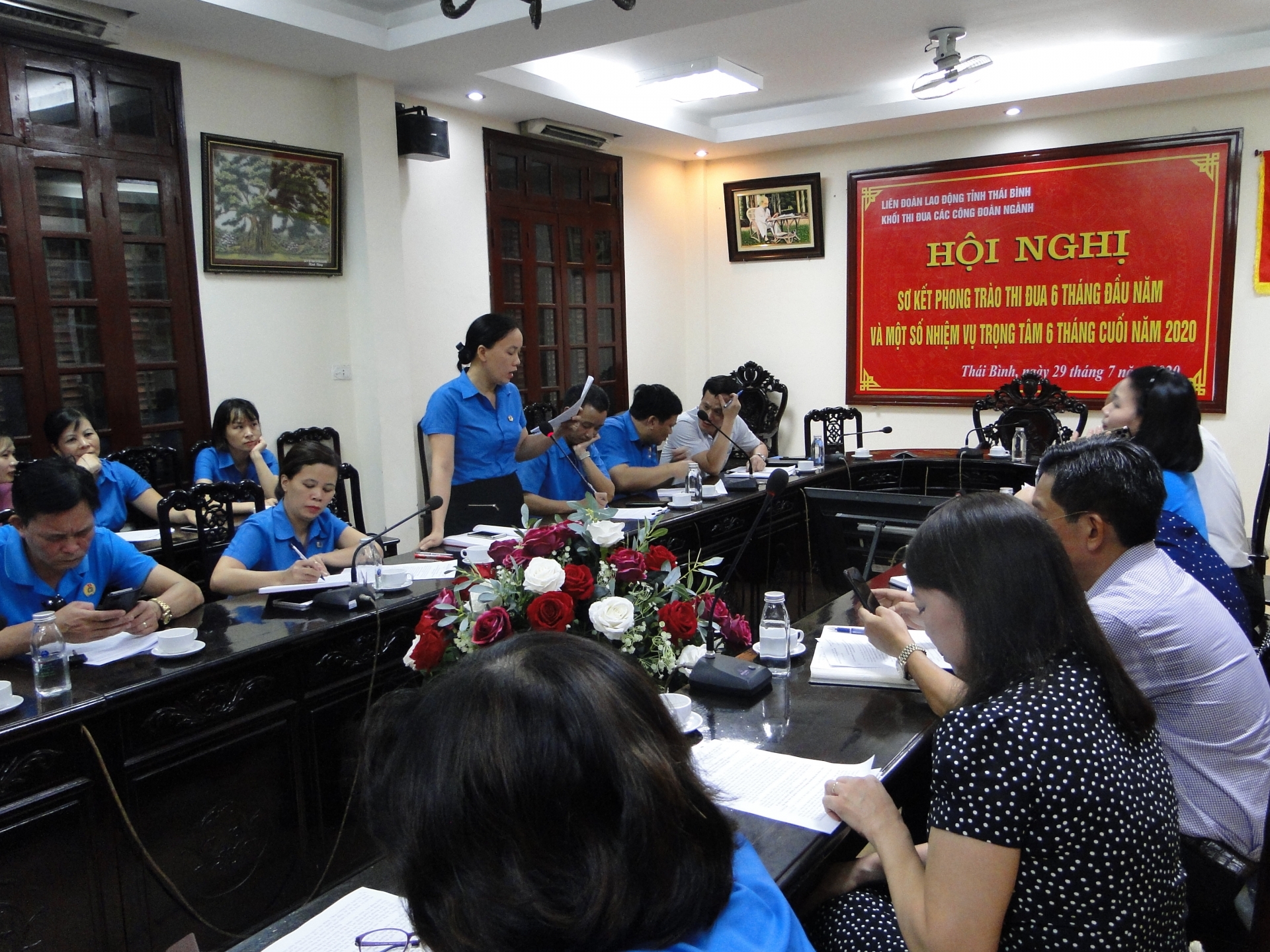 Khối thi đua các công đoàn ngành Thái Bình làm tốt nhiệm vụ trên các mặt hoạt động khoi thi dua cac cong doan nganh thai binh lam tot nhiem vu tren cac mat hoat dong