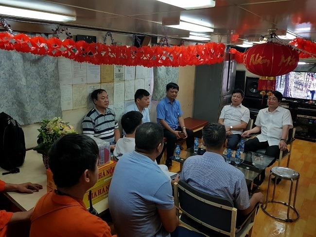 Thuyền viên tàu vận tải biển - Còn lắm nỗi "lênh đênh" thuyen vien tau van tai bien con lam noi lenh denh