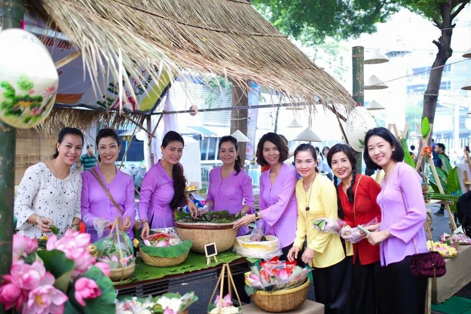 Người nữ cán bộ công đoàn thời công nghệ 4.0 nguoi nu can bo cong doan thoi cong nghe 40