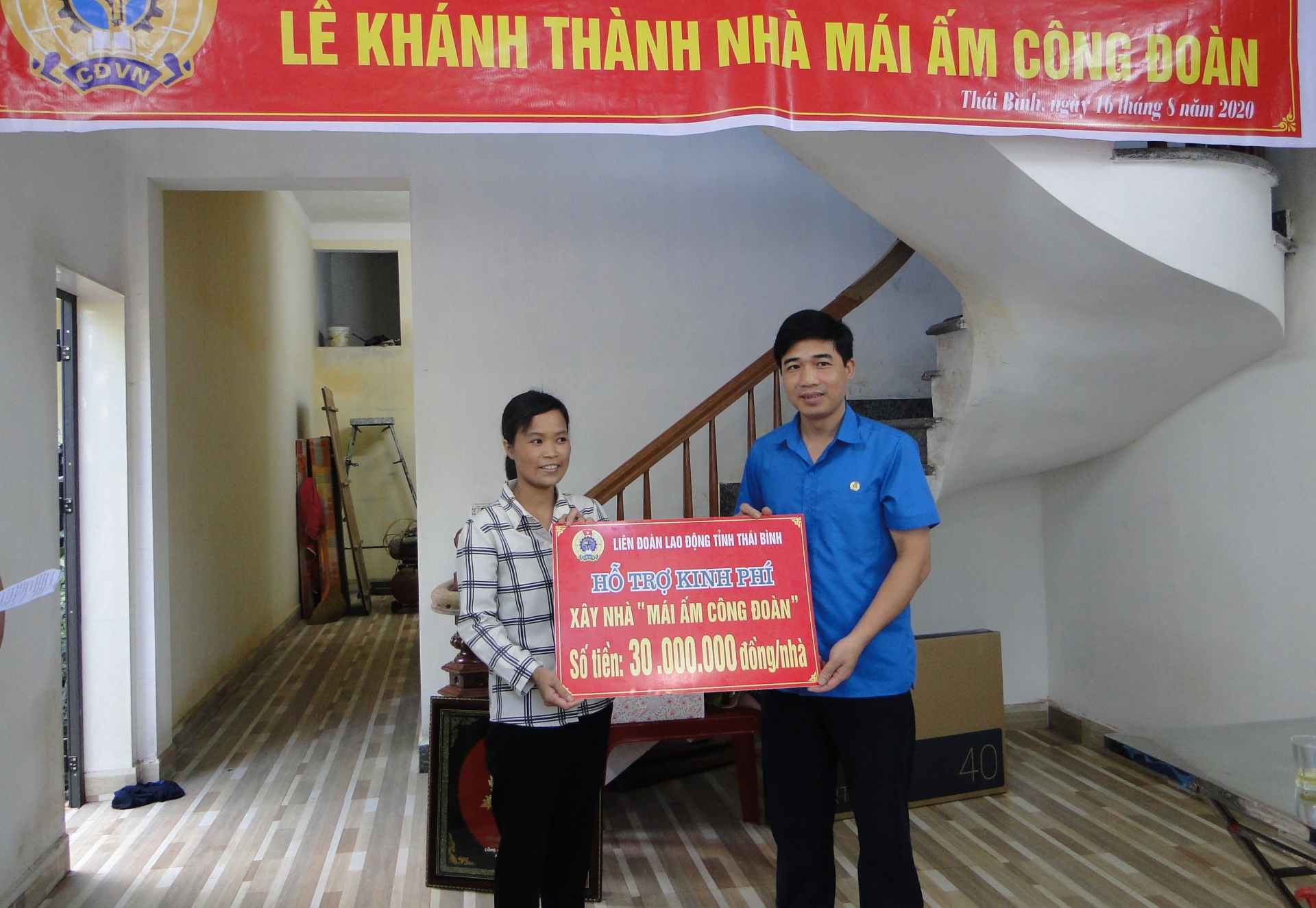 Liên đoàn Lao động huyện Tiền Hải kinh phí hỗ trợ đoàn viên xây nhà mái ấm 1038 1 44