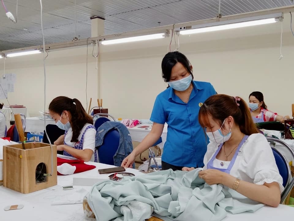 undefined 2802 lanhdaothamcongnhan