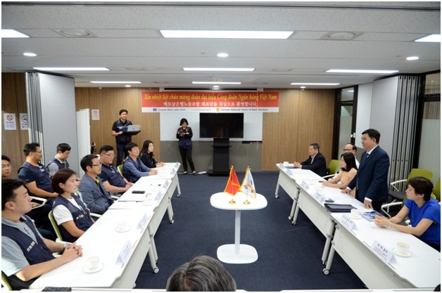 tham lam viec voi cong doan nganh tai chinh han quoc