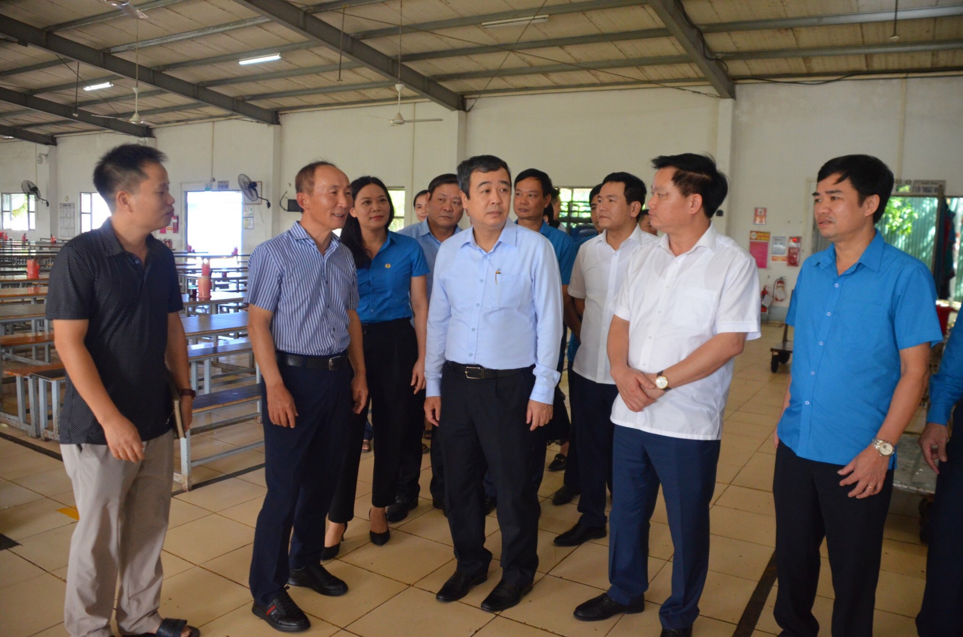 LĐLĐ tỉnh Thái Bình trao gần 650 triệu đồng hỗ trợ CNLĐ bị ảnh hưởng bởi dịch Covid-19 LĐLĐ tỉnh Thái Bình trao gần 650 triệu đồng hỗ trợ CNLĐ bị ảnh hưởng bởi dịch Covid 19