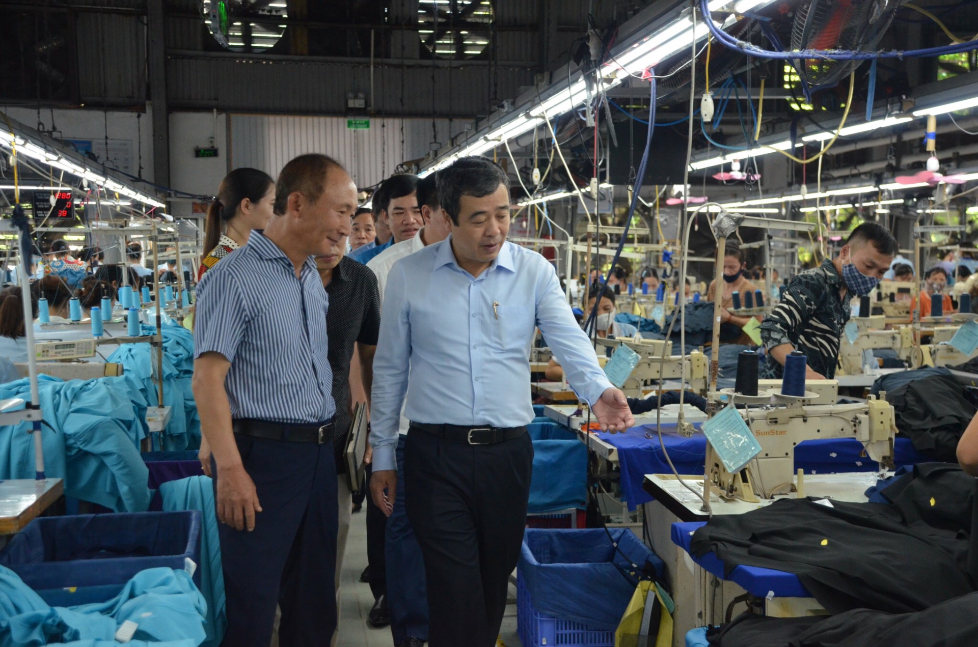 LĐLĐ tỉnh Thái Bình trao gần 650 triệu đồng hỗ trợ CNLĐ bị ảnh hưởng bởi dịch Covid-19 LĐLĐ tỉnh Thái Bình trao gần 650 triệu đồng hỗ trợ CNLĐ bị ảnh hưởng bởi dịch Covid 19