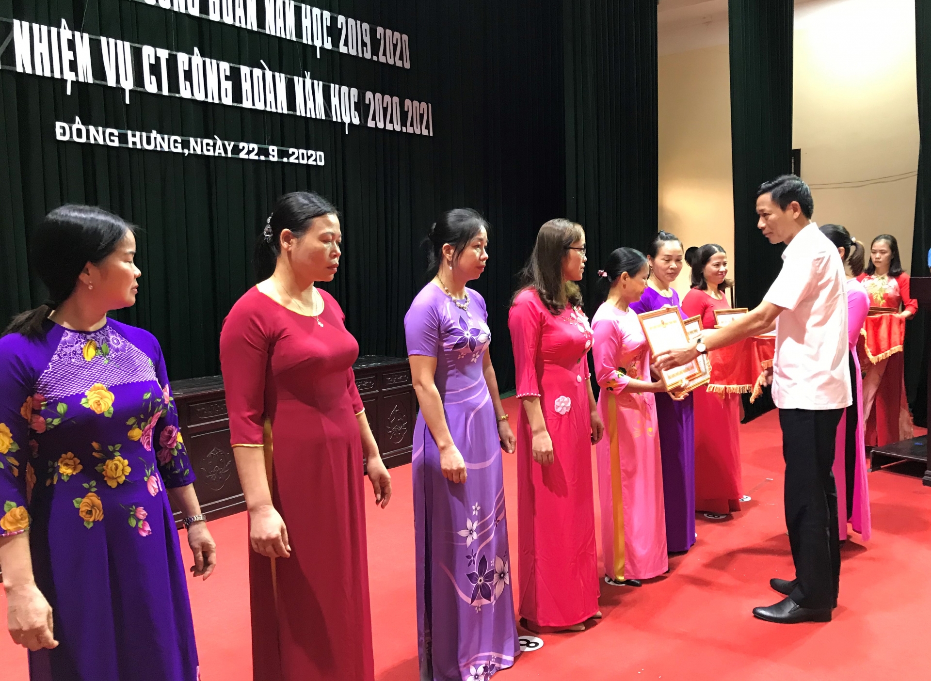 Phòng dịch vẫn triển khai tốt các hoạt động công đoàn Phòng dịch vẫn triển khai tốt các hoạt động công đoàn