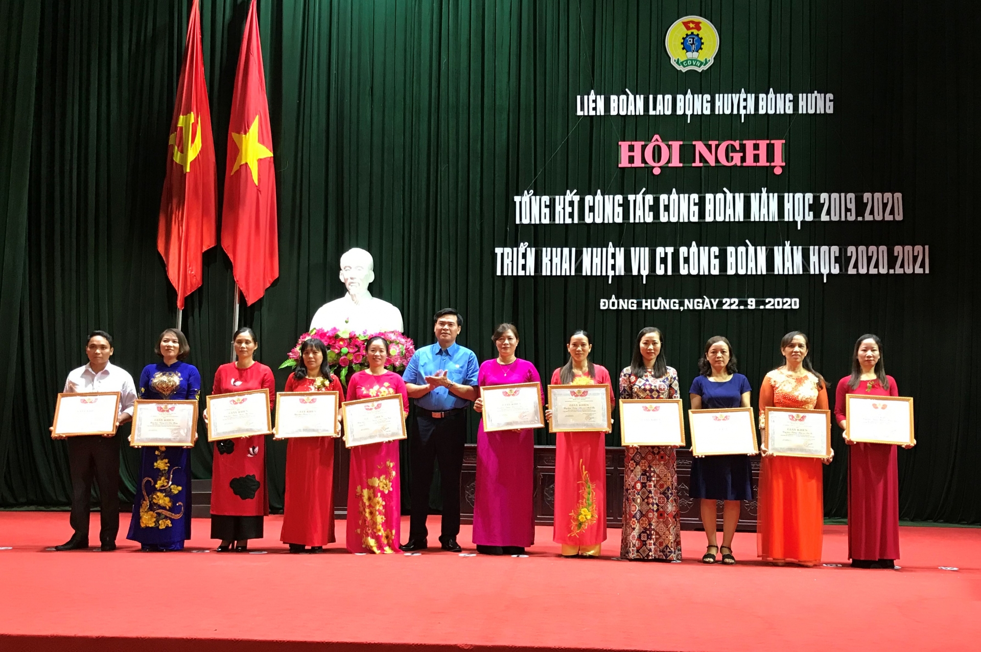 Phòng dịch vẫn triển khai tốt các hoạt động công đoàn Phòng dịch vẫn triển khai tốt các hoạt động công đoàn