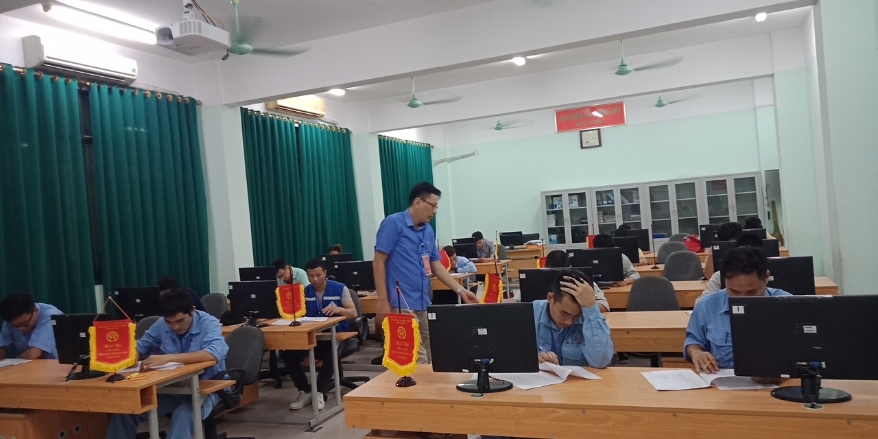 250 cong nhan lao dong tham gia hoi thi tho gioi thanh pho ha noi nam 2019