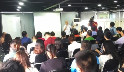 tieu huy hon 1 tan mo dong vat boc mui hoi thoi tren duong vao nam tieu thu