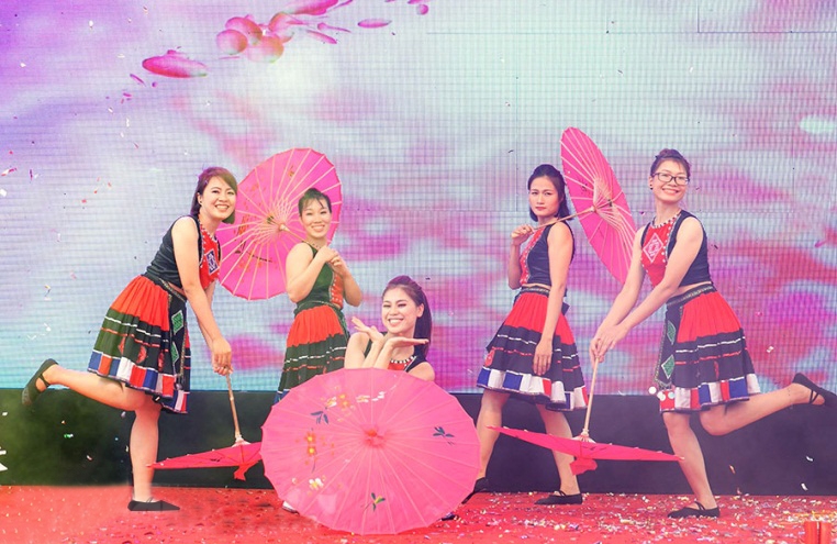 Góp phần tạo dựng văn hóa doanh nghiệp gop phan tao dung van hoa doanh nghiep