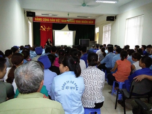 Trên 16 ngàn công nhân viên chức lao động được học tập nâng cao trình độ tren 16 ngan cong nhan vien chuc lao dong duoc hoc tap nang cao trinh do