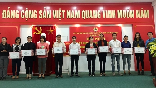 Giúp công nhân lao động thoát nghèo giup cong nhan lao dong thoat ngheo