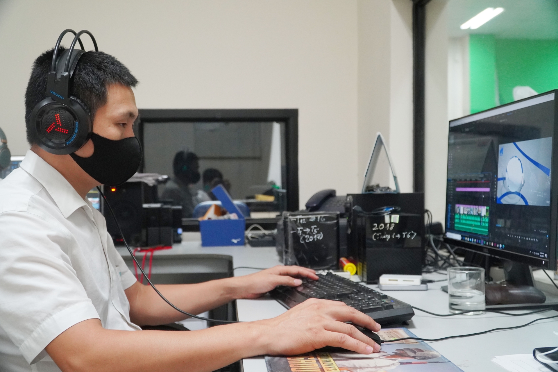 Hướng tới truyền thông đa phương tiện để nâng cao hiệu quả thông tin cho công nhân huong toi truyen thong da phuong tien de nang cao hieu qua thong tin cho cong nhan