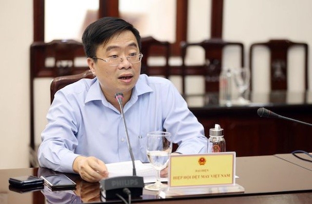 undefined 3903 det may1