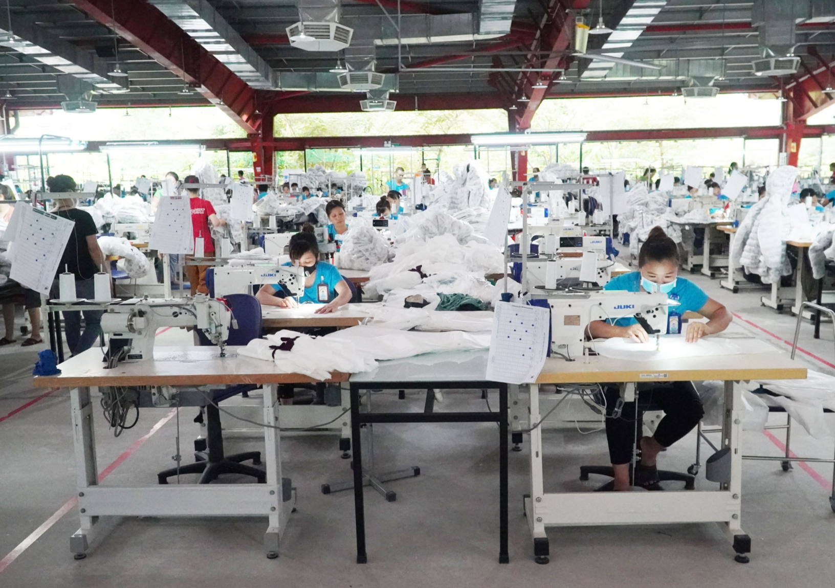 Doanh nghiệp đồng lòng gắn kết với người lao động