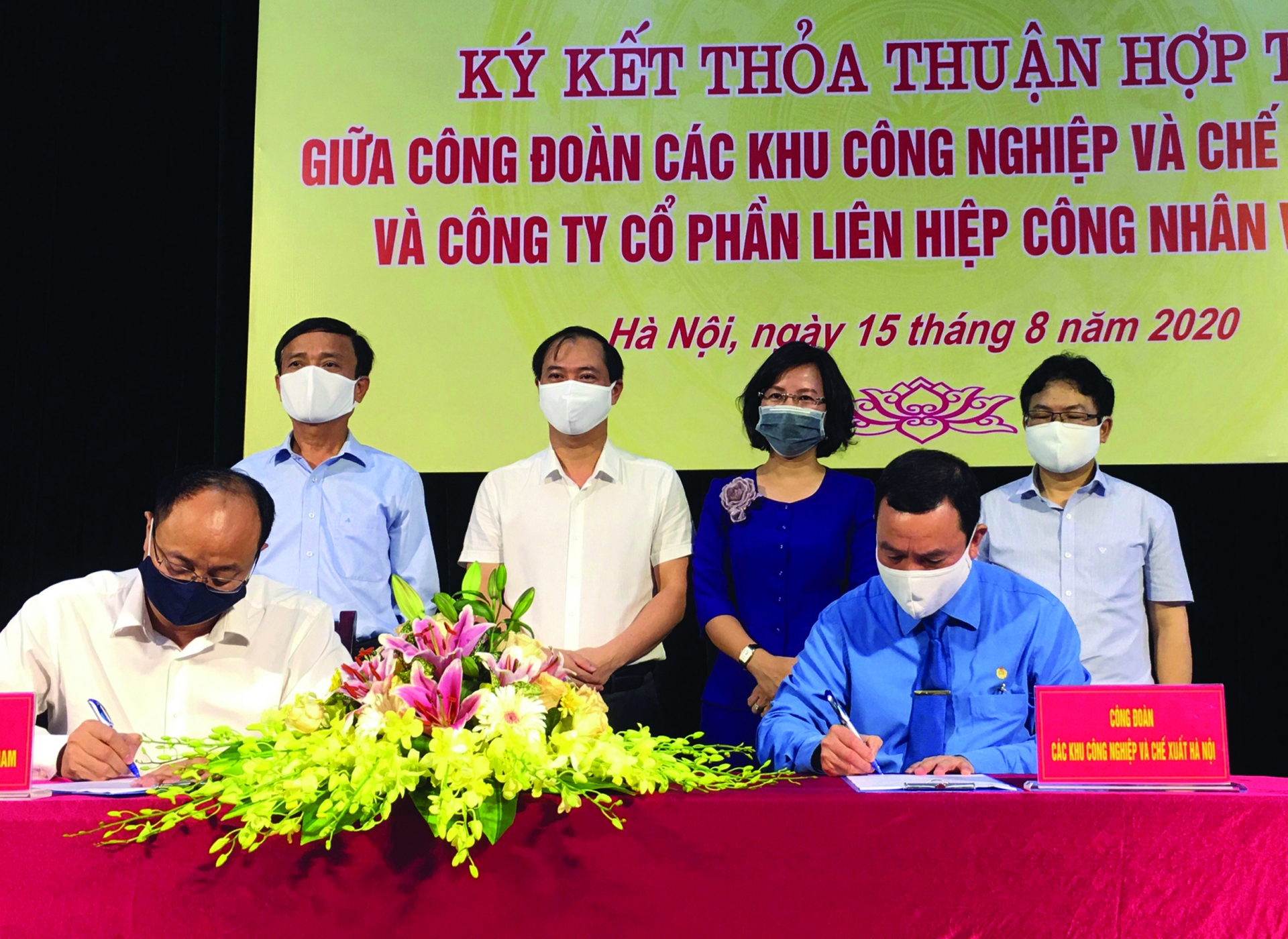 Đối thoại tốt để người sử dụng lao động và công nhân đồng cảm, chia sẻ, cùng vượt khó Đối thoại tốt để người sử dụng lao động và công nhân đồng cảm, chia sẻ, cùng vượt khó