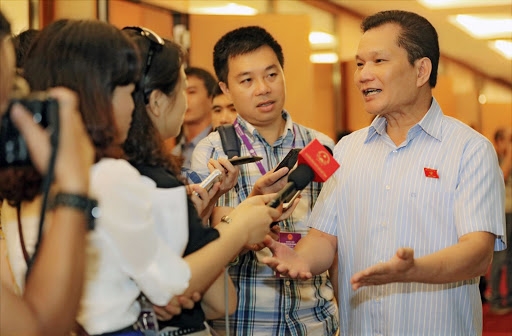 "Sửa đổi luật công đoàn để làm tổ chức công đoàn mạnh lên" "Sửa đổi luật công đoàn để làm tổ chức công đoàn mạnh lên"