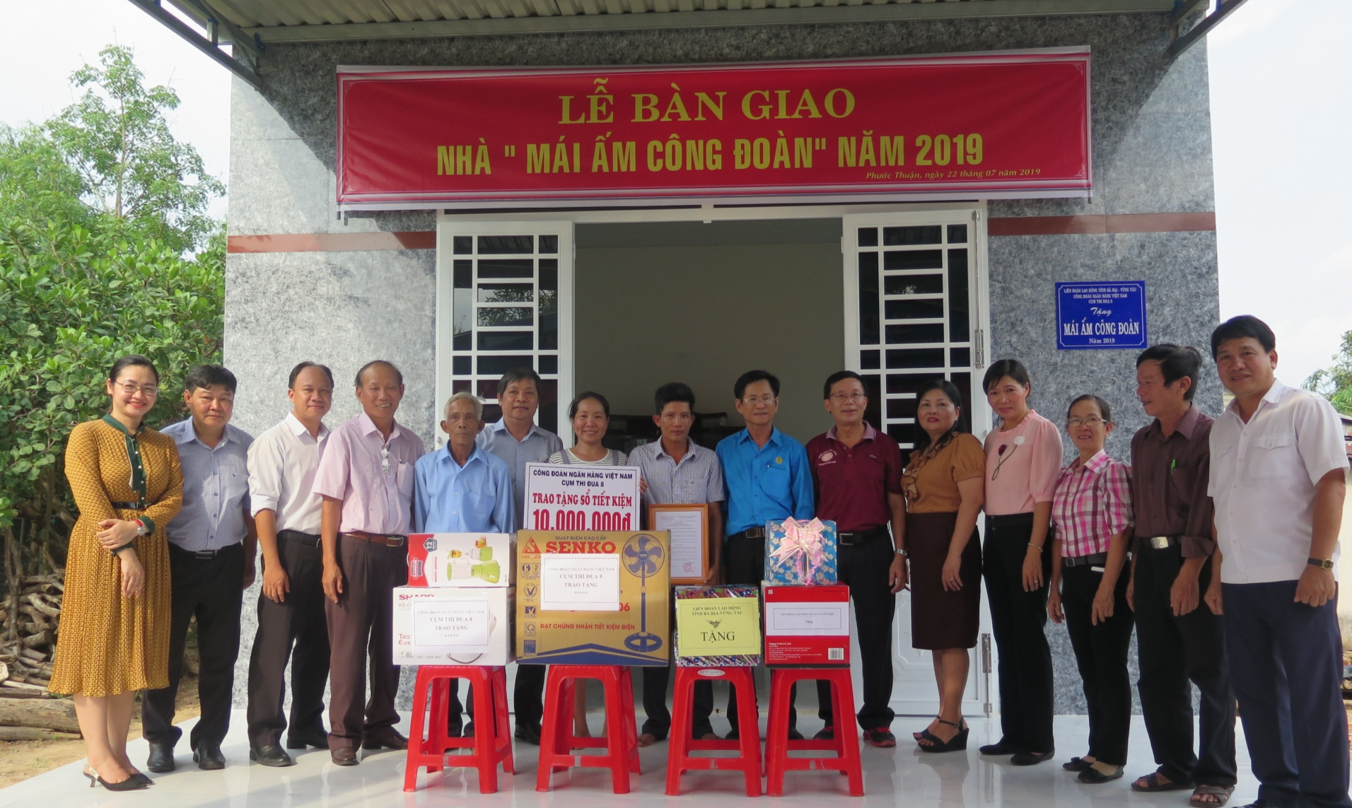 Đại diện người lao động khởi kiện doanh nghiệp nợ lương, bảo hiểm Đại diện người lao động khởi kiện doanh nghiệp nợ lương, bảo hiểm