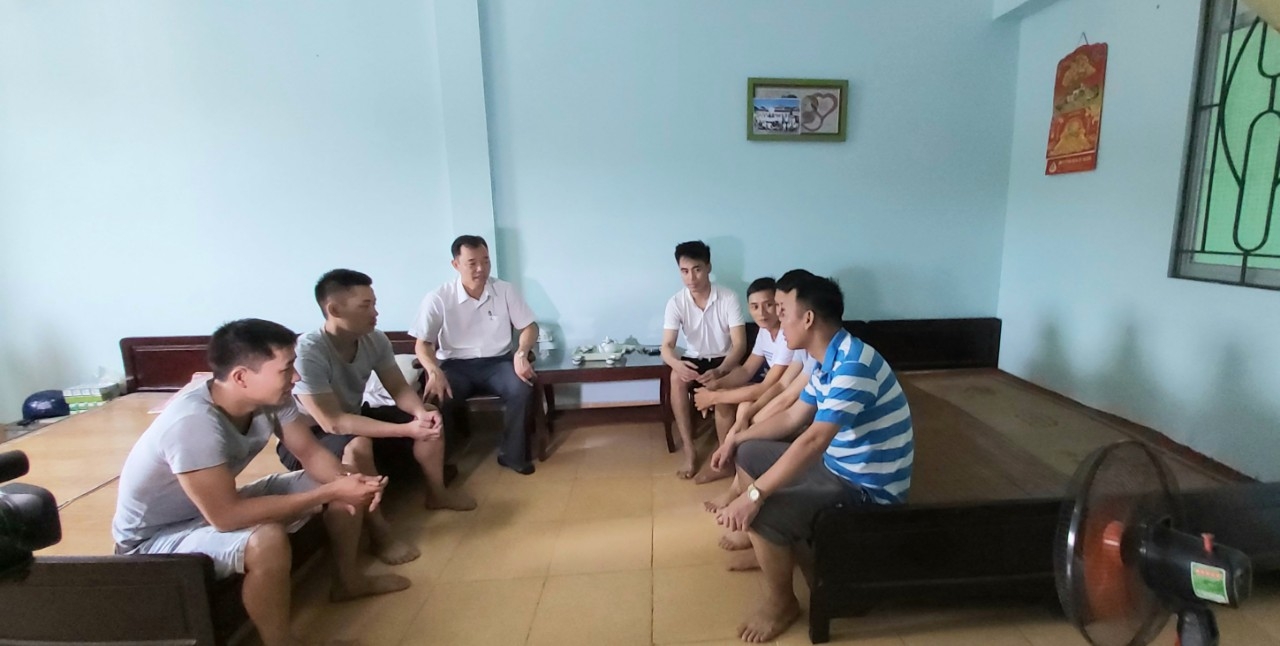 Chăm lo đời sống tinh thần công nhân mỏ - Giải pháp gắn kết NLĐ với doanh nghiệp Chăm lo đời sống tinh thần công nhân mỏ - Giải pháp gắn kết NLĐ với doanh nghiệp