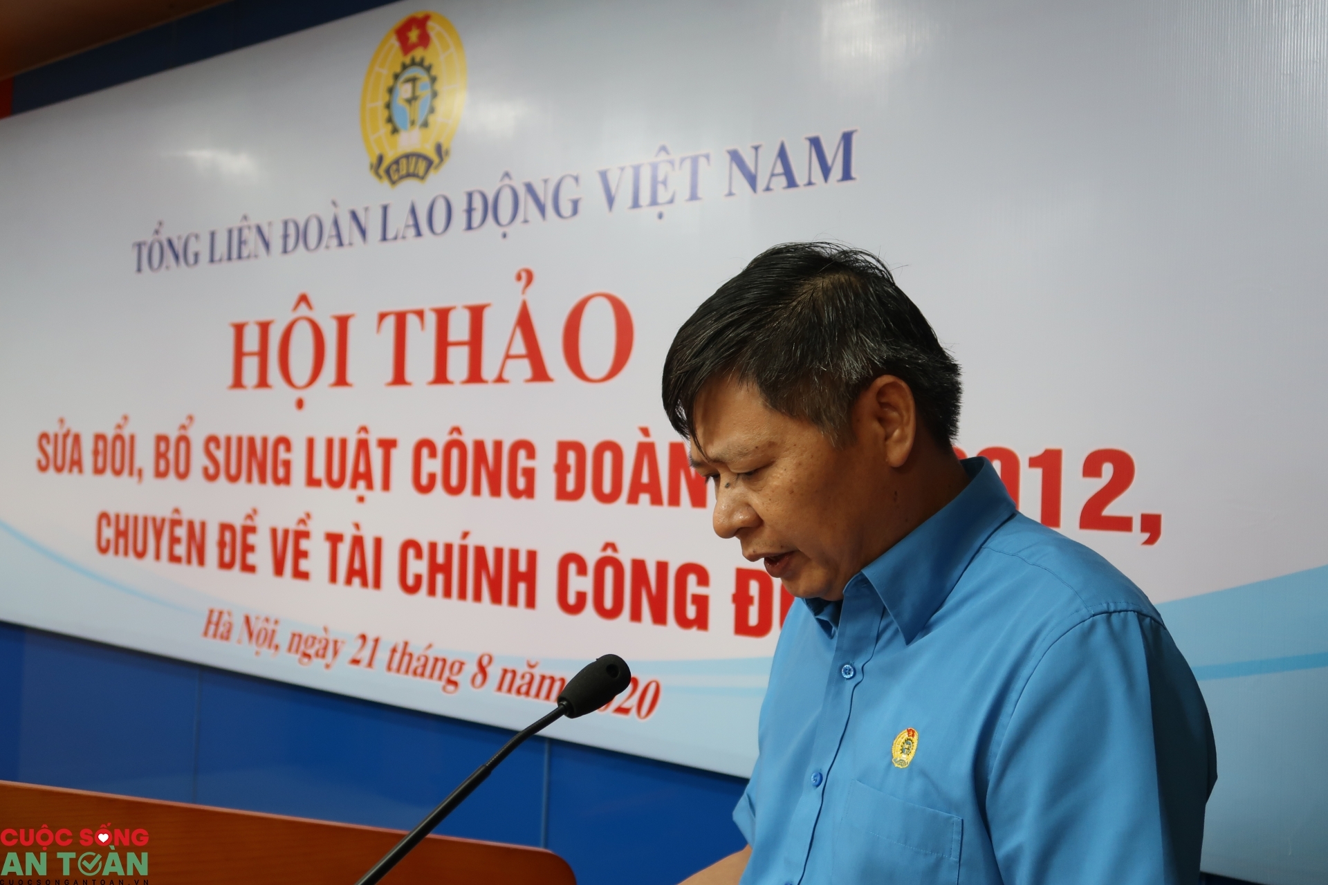 Bàn về tài chính công đoàn Bàn về tài chính công đoàn