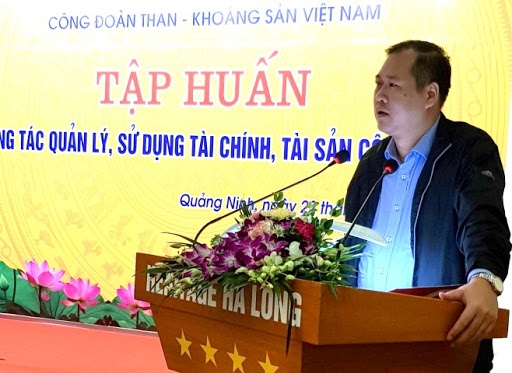 Bàn về tài chính công đoàn Bàn về tài chính công đoàn