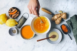 cong doan quoc phong thieu ta quan doi nhay xuong song cuu nguoi tu tu