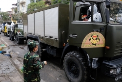 bv da khoa khu vuc tay bac vo oa don em be chao doi ngay trong khu cach ly