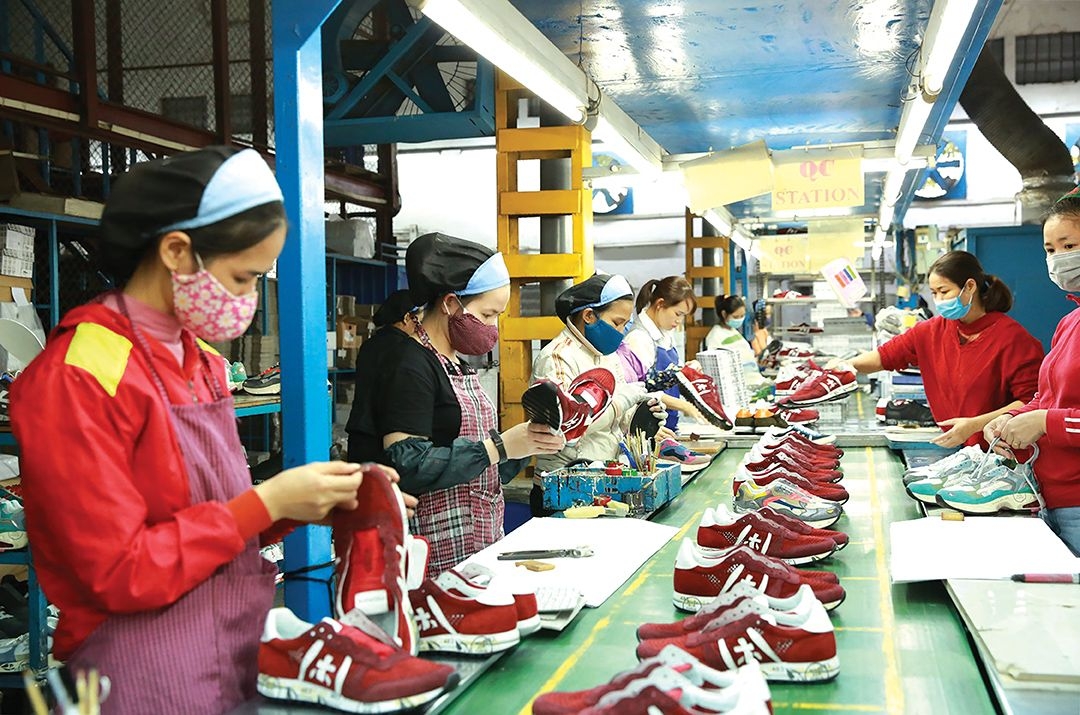 Cách nào để người lao động nghỉ việc, ngừng việc đỡ thiệt thòi? cach nao de nguoi lao dong nghi viec ngung viec do thiet thoi