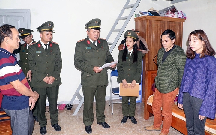 lua dao xuat khau lao dong chuyen biet roi kho lam noi mai