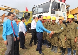 bua com cua ba me luon duoc tinh toan sau cung qua trung luoc cung xong mot bua