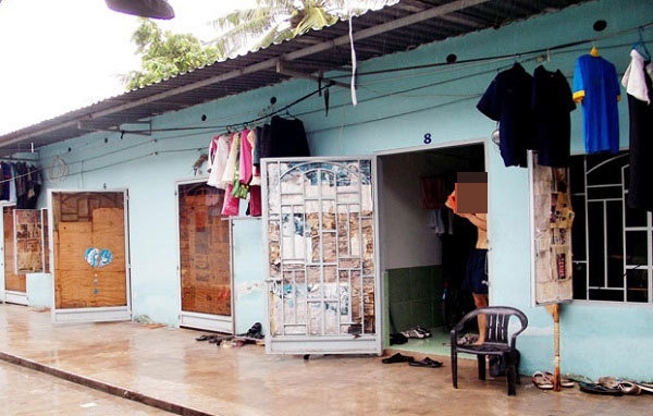 Nam nữ công nhân sống thử: Nên hay không? nam nu cong nhan song thu nen hay khong