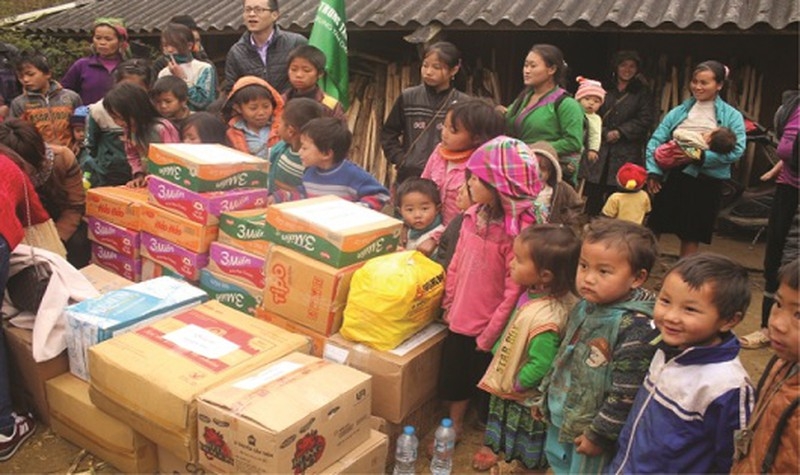 moi lay cay viet tu thien roi ep cong nhan dong tien