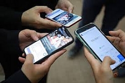 "Mời lấy cây viết từ thiện rồi ép công nhân đóng tiền"