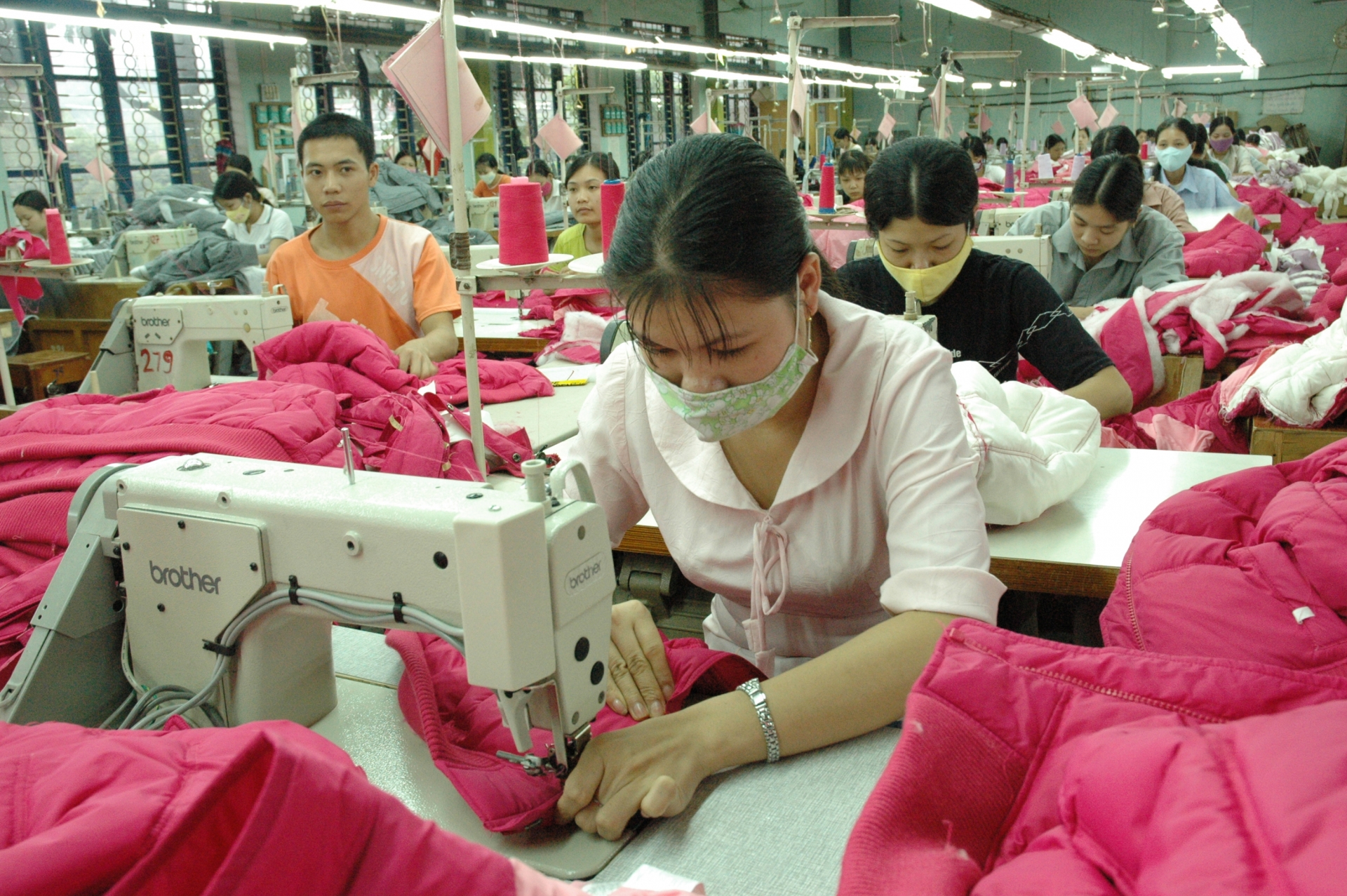 tom lai luong nam cong nhan bao nhieu thi cuoi duoc vo