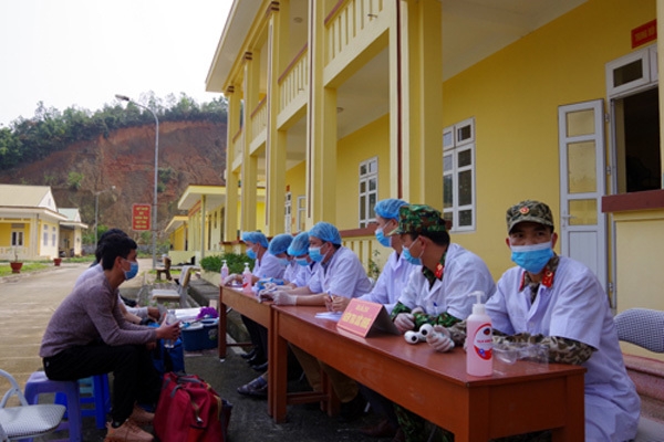 xin hang xom thong cam khong lai gan