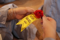 nu sinh dai hoc mat tich tai san bay noi bai da tro ve nha