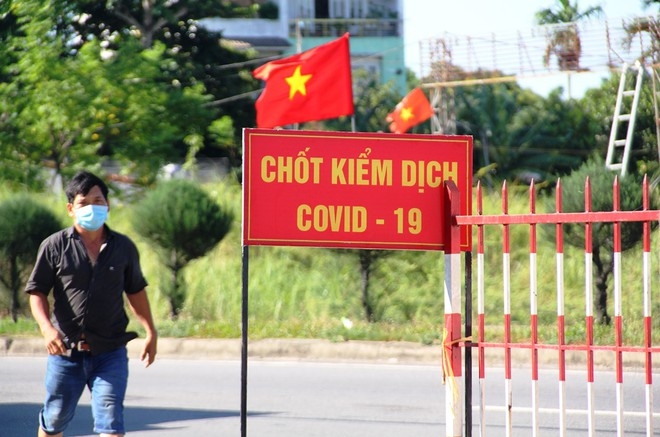 Niềm vui và tình người trong những ngày nghiệt ngã niem vui va tinh nguoi trong nhung ngay nghiet nga