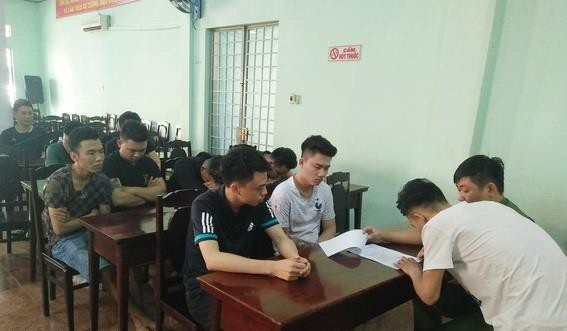 undefined 5438 lyi dyng cong nhan kho khyn bung ny tin dyng yen cuocsongantoanvn 4