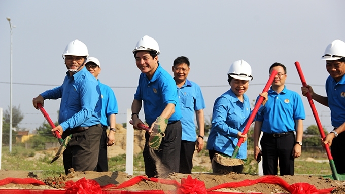 Nhà ở - thiết chế công đoàn - niềm khao khát của người lao động