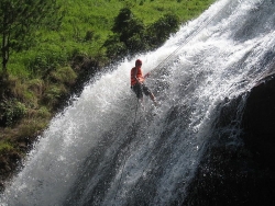 Loại hình du lịch mạo hiểm và những bất cập trong quản lý