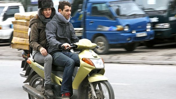 lam the nao de viet nam la diem den an toan hap dan voi du khach nuoc ngoai