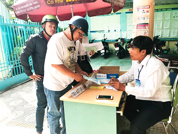 0454 yyng lang phi tuyi xuan cya em em vy que yay y cuocsongantoanvn 2