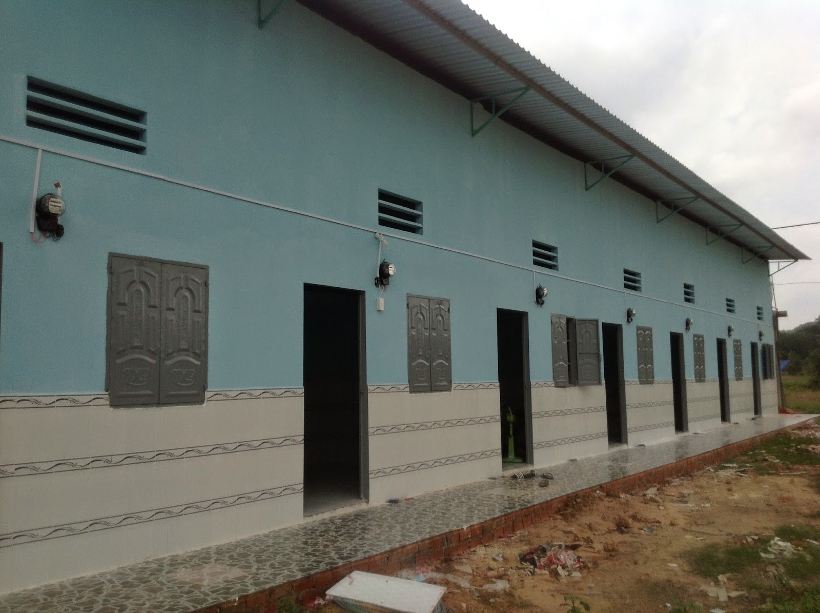 4611 em y yau khon thieng vy try tiyn thue phong cho chy cuocsongantoanvn 1